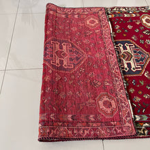 1970 QASHQAEI SHIRAZ RUG 3’ 8” x 5’ 1” (MED.240)