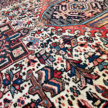 1930 QARAJEH (KARAJA) RUG 4’ 10” x 6’ 3” (MED.1420)