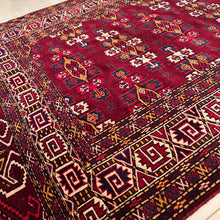 1940 YOMUD RUG 3’ 10” x 5’ 6” (MED.FEA#159)