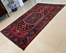 1950 ZANJAN RUG 4’ 2” x 6’ 9” (MED.140)