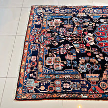 1940 NAHAVAND RUG 4’ 11” x 7’ 8” (MED.FEA.305)