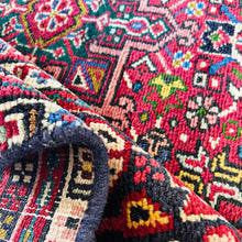 1950 QARAJEH (KARAJEH) RUG 3’ 7” x 11’ (RUN.FEA.5911)