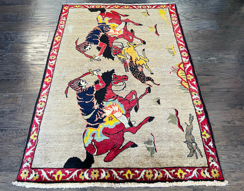 1960 SHIRAZ RUG 3’ 5” x 5’ 2” (MED#91)