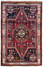 1960 QASHQAEI SHIRAZ RUG 3’ 3” x 5’ (MED.239)