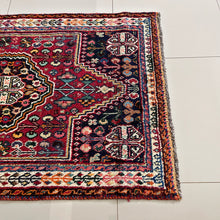 1960 QASHQAEI SHIRAZ RUG 3’ 3” x 5’ (MED.239)