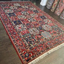 1950 BAKHTIARI RUG 7’ 1” x 10’ 8” (LAR#411)