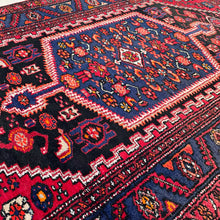 1950 ZANJAN RUG 4’ 2” x 6’ 9” (MED.140)