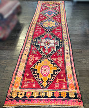 1920 GHAREBAGH RUG 3’ 4” x 13’ 5” (RUN#6407)