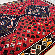 1970 SHIRAZ RUG 3’ 4” x 4’ 10” (MED.244)