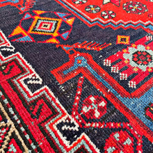 1930 PERSIAN ZANJAN RUG 4’ 5” x 6’ 7” (MED.FEA.202)