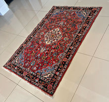 1960 TUYSERKAN RUG 2’ 7” x 4’ 3” (SMA.851)