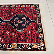 1970 SHIRAZ RUG 3’ 4” x 4’ 10” (MED.244)