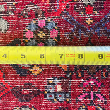 1950 ZANJAN RUG 4’ 10” x 7’ 2” (MED.1117)