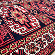 1940 BARJID (SHAHSAVAN) RUG 3’ 8” x 11’ (RUN.FEA.6525)