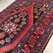 1940 SHAHSAVAN RUG 4’ 4” x 6’ 5” (MED.FEA.150)