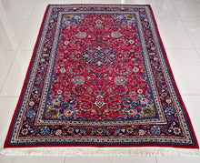 1970 SARUQ RUG 4’ 5” x 6’ 6” (MED.FEA.2634)