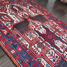 1940 SHAHSAVAN RUG 4’ 2” x 7’ 10” (MED#3849)