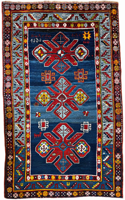 1930 ARMENIAN RUG SIGNED DATED 4’ 7” x 7’ 6” (FEA.MED.400)