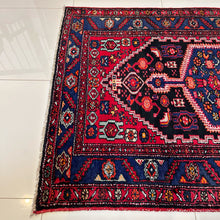 1950 ZANJAN RUG 4’ 2” x 6’ 9” (MED.140)