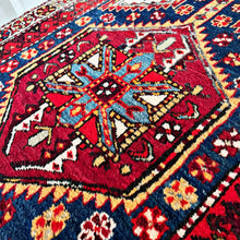 1930 HERIZ RUG 2’ 9” x 9’ 2” (RUN.5549)