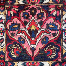 1950 BAKHTIARI RUG 7’ 1” x 10’ 8” (LAR#411)