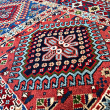 1950 YALAMEH RUG 3’ 4” x 4’ 10” (MED.FEA#2950)