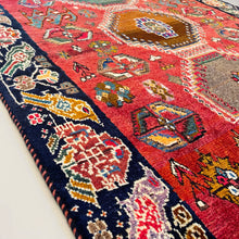 1960 SHIRAZ RUG 3’ 7” x 11’ 9” (RUN.FEA.16)