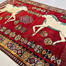 1960 SHIRAZ RUG 4’ 3” x 6’ 6” (MED.FEA.130)