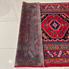 1950 ZANJAN RUG 4’ 4” x 6’ 9” (MED.766)