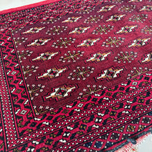 1950 POSHTI RUG 2’ x 3’ 10” (SMA.7791)