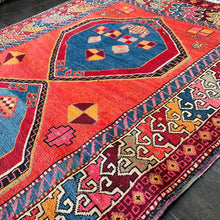 1950 GHAREBAGH RUG 4’ 2” x 8’ 2” (RUN#1497)