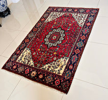 1950 BIDJAR RUG 3’ 5” x 5’ 4” (MED.236)