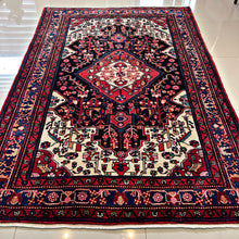 1960 NAHAVAND RUG 5’ 1” x 7’ 3” (MED.2633)