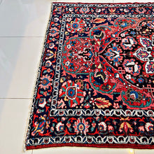 1930 BAKHTIARI RUG 4’ 8” x 6’ 4” (MED.FEA.150-2)