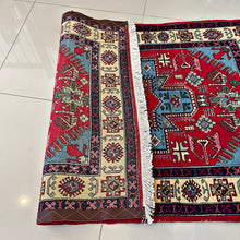 1980 ARDEBIL RUG 3’ 1” x 4’ 9” (MED.1153)