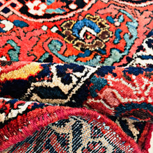 1930 BAKHTIARI RUG 4’ 8” x 6’ 4” (MED.FEA.150-2)