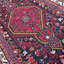 1960 TUYSERKAN RUG 2’ 6” x 4’ 7” (SMA.805)