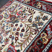 1970 KERMAN RUG 2’ x 2’ (SMA#6394)