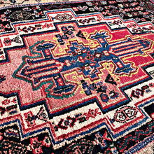 1940 SENAH RUG 2’ 4” x 3’ 3” (SMA.433)