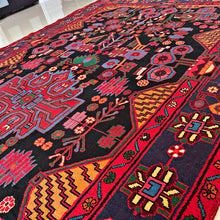 1960 NAHAVAND RUG 5’ 5” x 10’ (MED.252)