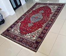 1950 BIDGENEH BIDJAR RUG 4’ 3” x 7’ 5” (MED.FEA.889)