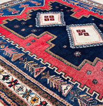 1930 AFSHAR RUG 5’ 5” x 6’ 9” (MED.FEA.250)