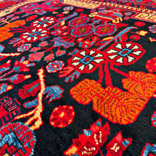 1950 NAHAVAND RUG 5’ 6” x 9’ 10” (MED.FEA.250)