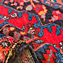 1940 ZANJAN RUG 4’ 3” x 6’ 5” (MED.100)