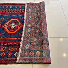 1930 ZANJAN RUG 4’ 3” x 7’ 1” (MED.FEA.145-1)