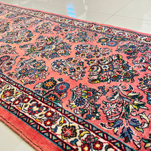 1950 SARUQ RUG (SAROUK) 2’ 11” x 16’ 2” (RUN.FEA.1298)