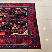 1960 NAHAVAND RUG 5’ 3” x 9’ 2” (MED.FEA.356)