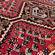 1970 SHIRAZ RUG 3’ 2” x 5’ 3” (MED#292)