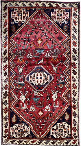 1970 QASHQAI RUG 3’ 5” x 6’ 4” (MED.136)