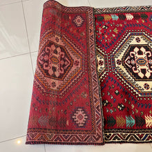 1960 VINTAGE PERSIAN SHIRAZ RUG 3’ 8” x 5’ 3” (MED.176)